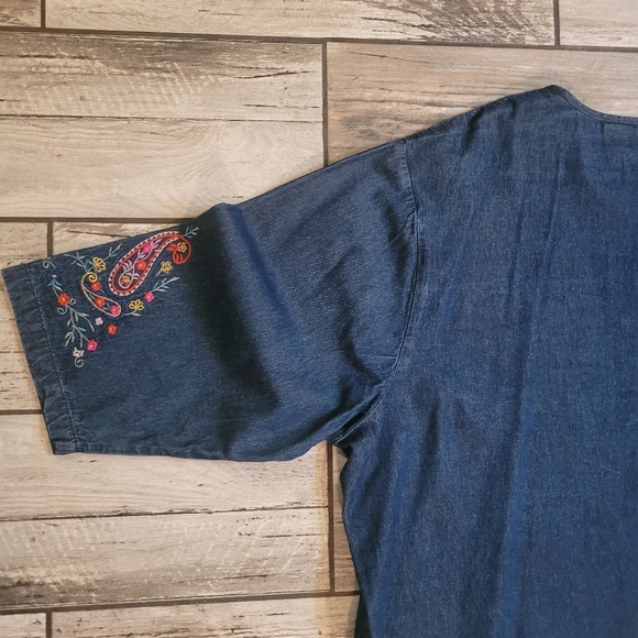 Womens 3X Lightweight Denim Embroidered Paisley Floral Pop-over Blouse Top Boho - Picture 10 of 13